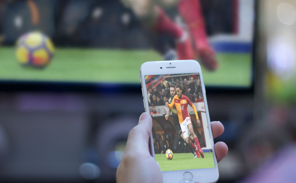 Comment mettre en miroir ou lancer l'iPhone sur la télévision 1