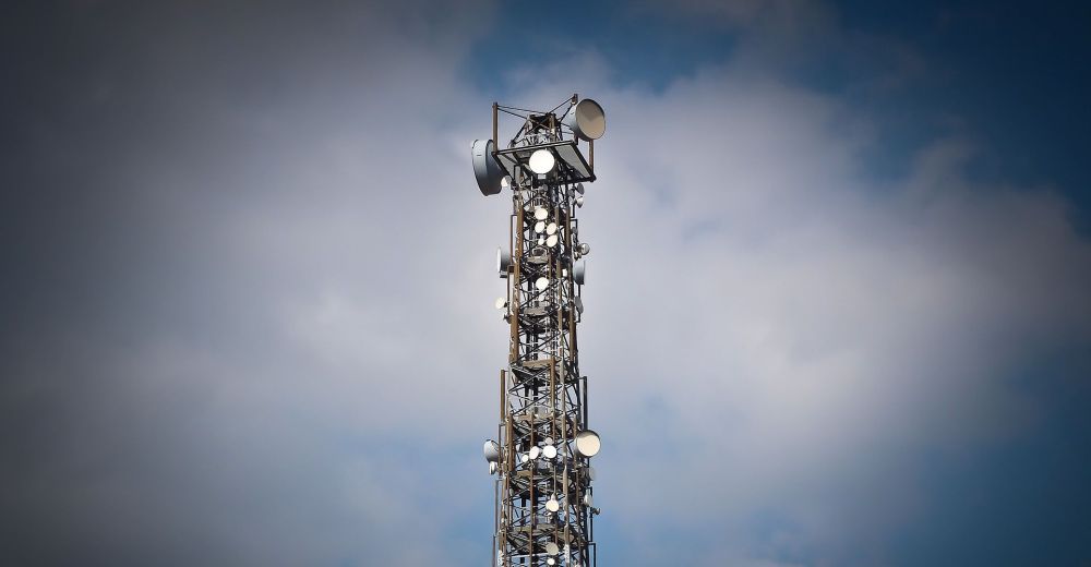 5G vládní spiknutí 2 - 5G věž