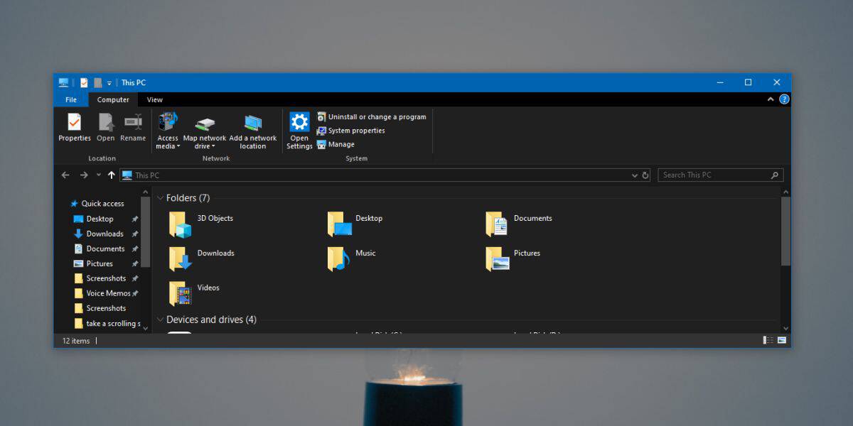 Windows 10ダークモードでファイルエクスプローラーのロケーションバーの黒いテキストを修正する方法